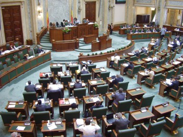 Senatorii au respins solicitarea lui Băsescu de a se menţine infracţiunea de „presiuni asupra justiţiei”